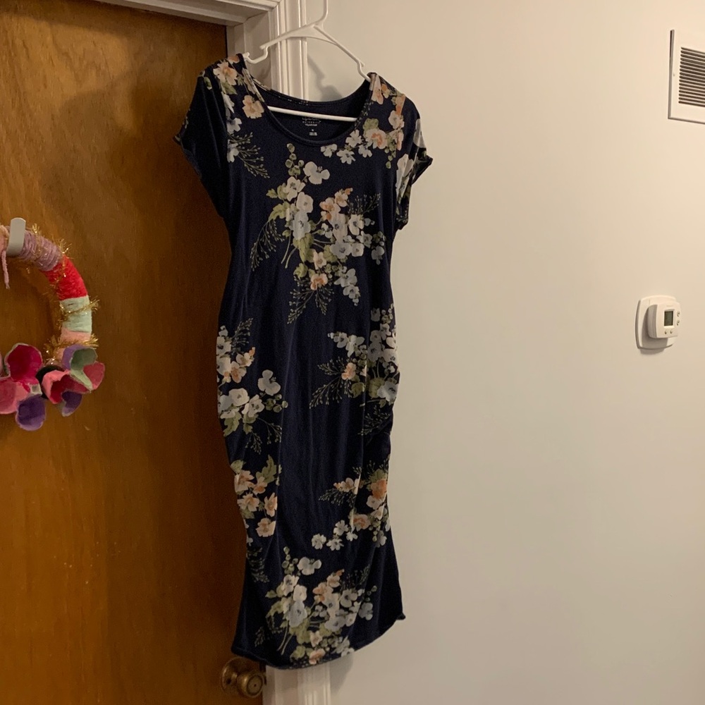 Isabel Maternity by Ingrid & Isabel Navy Floral Midi Dress